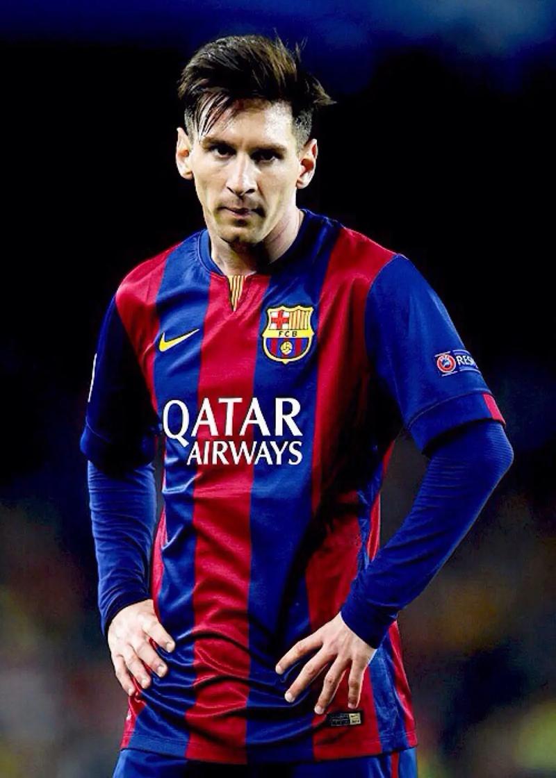 持右翼立场，阿根廷总统开玩笑：我也能祝贺梅西这样的左撇子