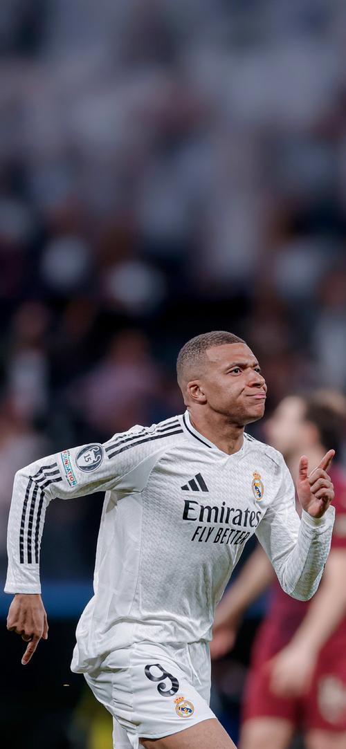 NBA官方新秀榜：弗拉格重回榜首，奎因升至第三（NBA官方新秀榜更新：弗拉格重登榜首，奎因跃居第三）