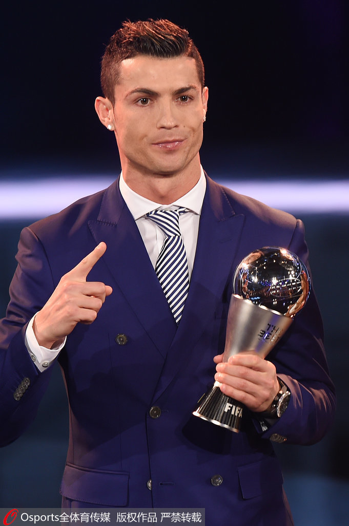 西甲半场：场上僵局暂未打破，皇家马略卡0-0奥萨苏纳（西甲半场战报：皇家马略卡与奥萨苏纳互交白卷，0-0）