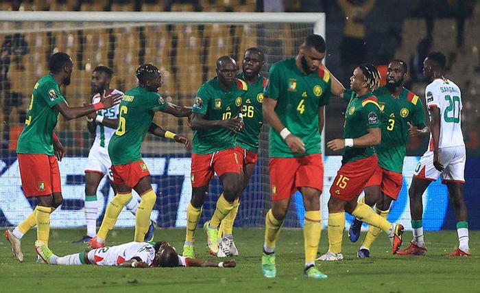 云南助教：明天是最后一个主场，希望能够取得顺利的结果