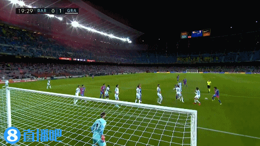 踢球者：伊藤洋辉恢复良好，可能在周六拜仁对阵弗赖堡时复出