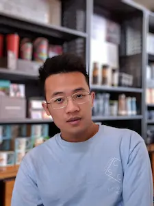 核心管理团队 - 爱游戏